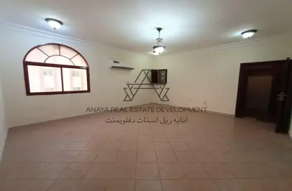 Apartment - 2 Bedrooms - 2 Bathrooms for rent in Fereej Bin Mahmoud - Doha