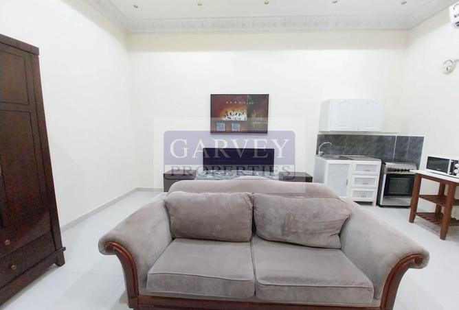 941764 - Property Image 2