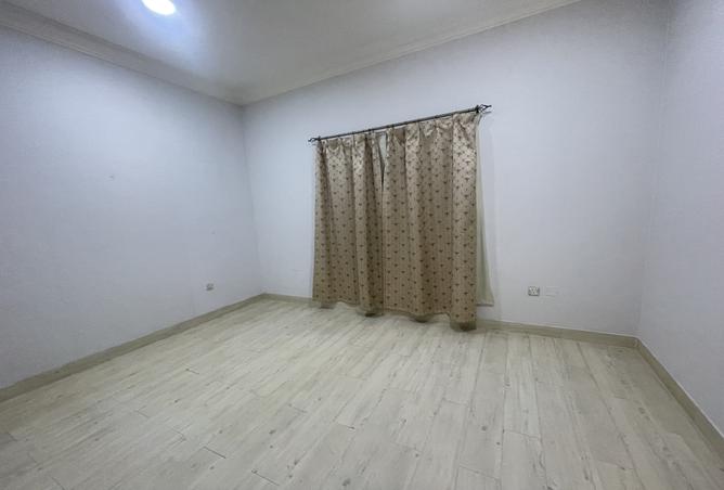 996235 - Property Image 3