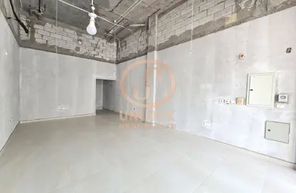 محل تجاري - استوديو - 1 حمام للايجار في شارع المطار القديم - طريق المطار القديم - الدوحة