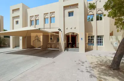 مجمع سكني - 4 غرف نوم - 5 حمامات للايجار في مجمع العين 3 - مجمع العين - عين خالد - الدوحة