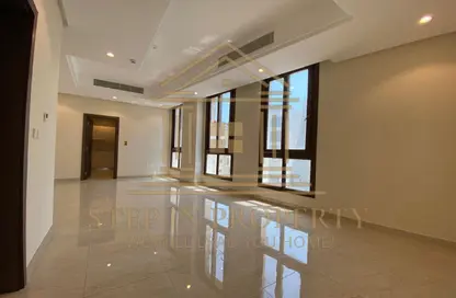 Apartment - 1 Bedroom - 2 Bathrooms for rent in Venice - Fox Hills - Fox Hills - Lusail