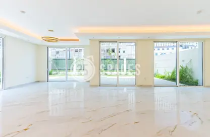 Villa - 6 Bedrooms - 7 Bathrooms for rent in Floresta Gardens - Floresta Gardens - The Pearl Island - Doha