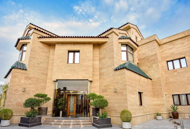 964086 - Property Image 3