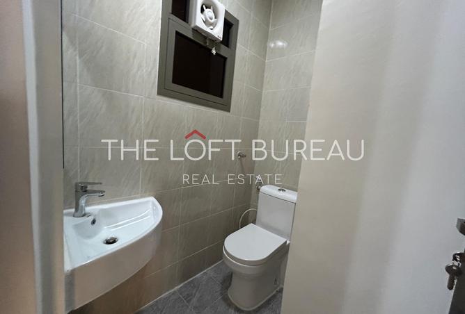 911929 - Property Image 3