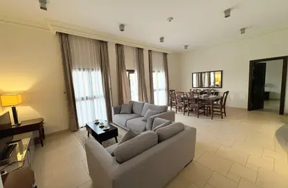 Apartment - 2 Bedrooms - 3 Bathrooms for rent in Murano - Qanat Quartier - The Pearl Island - Doha