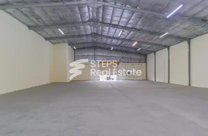 Warehouse - Studio for rent in Industrial Area 1 - Industrial Area - Doha