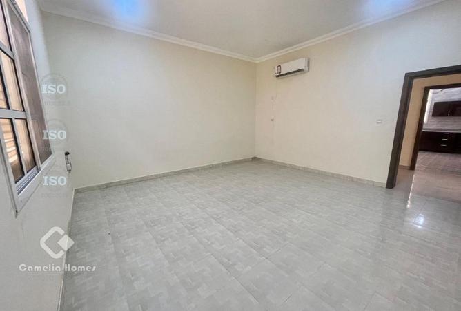 994442 - Property Image 2