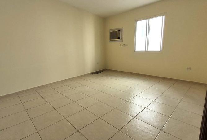 953049 - Property Image 3