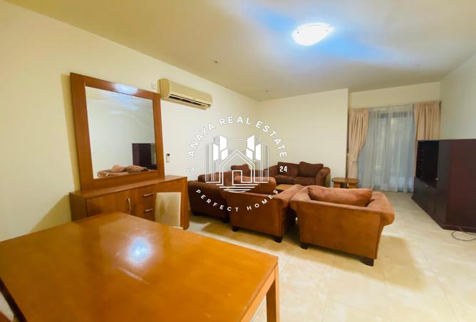 894490 - Property Main Image