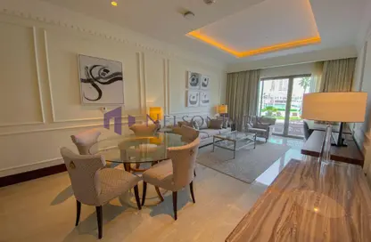 Townhouse - 2 Bedrooms - 3 Bathrooms for rent in The St. Regis Marsa Arabia Island - Marsa Arabia - The Pearl Island - Doha