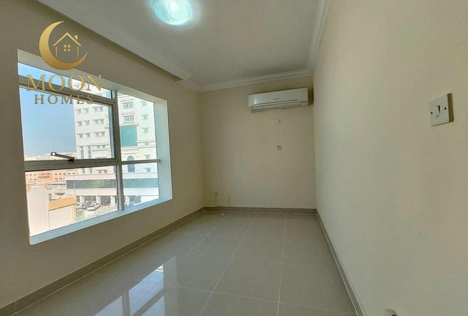 976313 - Property Image 3