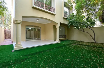 مجمع سكني - 4 غرف نوم - 5 حمامات للايجار في شارع الوعب - الوعب - الدوحة