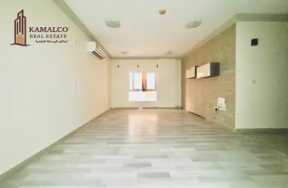 Apartment - 2 Bedrooms - 2 Bathrooms for rent in Al Mansoura - Al Mansoura - Doha