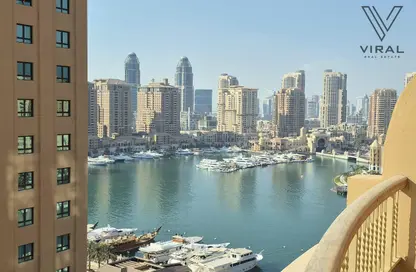 Apartment - 2 Bedrooms - 2 Bathrooms for rent in Tower 24 - Porto Arabia - The Pearl Island - Doha