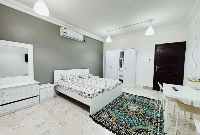 968100 - Property Image 2