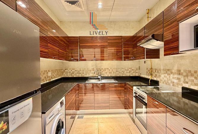 1002841 - Property Image 2