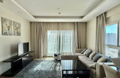 Apartment - 1 Bedroom - 2 Bathrooms for rent in Al Erkyah City - Lusail