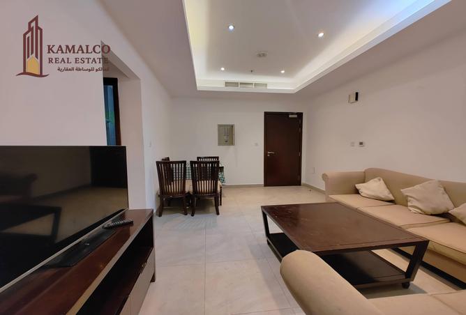 953889 - Property Image 2