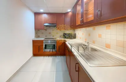 Apartment - 1 Bedroom - 2 Bathrooms for rent in East Porto Drive - Porto Arabia - The Pearl Island - Doha