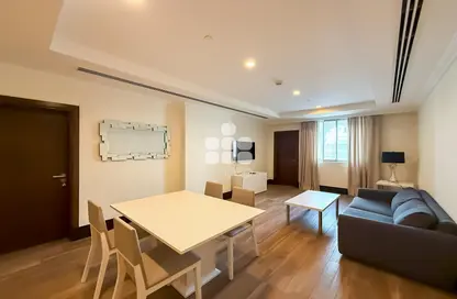 Apartment - 1 Bedroom - 2 Bathrooms for rent in Viva West - Viva Bahriyah - The Pearl Island - Doha