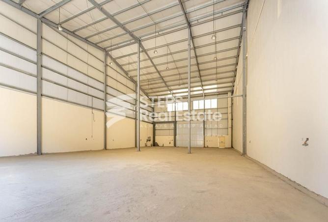 982286 - Property Image 2