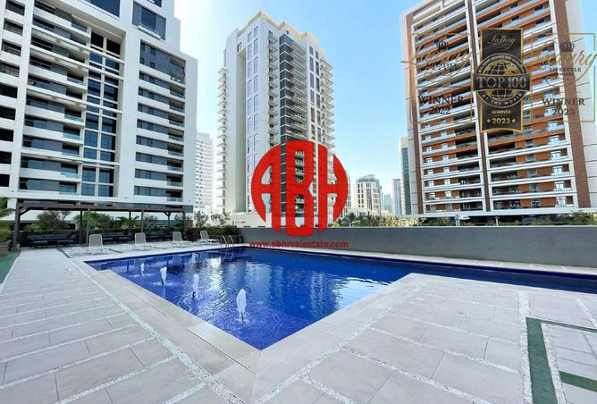 924220 - Property Image 2