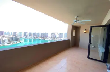 شقة - 3 غرف نوم - 5 حمامات للايجار في طريق بورتو الغربي - بورتو أرابيا - جزيرة اللؤلؤة - الدوحة