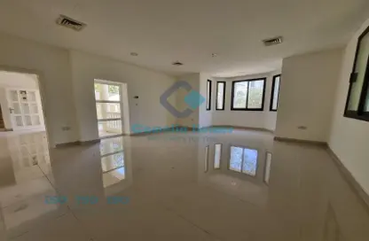 مجمع سكني - 3 غرف نوم - 4 حمامات للايجار في سلاطة الجديدة - سلاطة - الدوحة