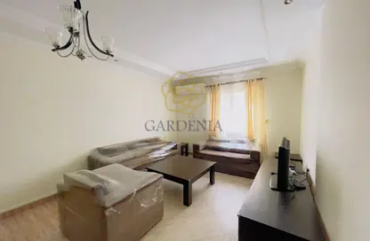 Apartment - 2 Bedrooms - 2 Bathrooms for rent in Al Sadd Road - Al Sadd - Doha