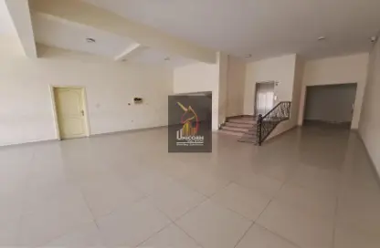 Apartment - 2 Bedrooms - 2 Bathrooms for rent in Ain Khaled - Doha
