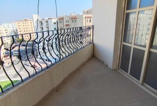 Apartment - 3 Bedrooms - 2 Bathrooms for rent in Thabit Bin Zaid Street - Al Mansoura - Doha