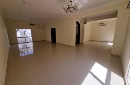 Villa - 4 Bedrooms - 4 Bathrooms for rent in Old Airport Road - Old Airport Road - Doha