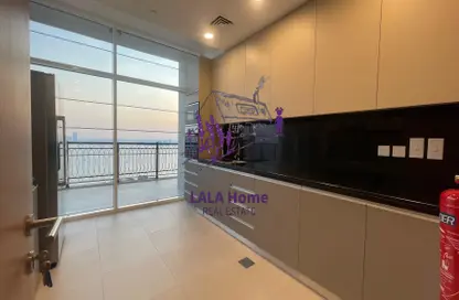 Penthouse - 3 Bedrooms - 4 Bathrooms for rent in Floresta Gardens - Floresta Gardens - The Pearl Island - Doha