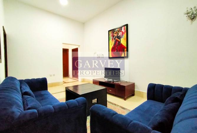 975673 - Property Image 2