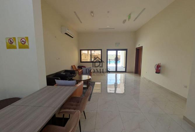 934871 - Property Image 2
