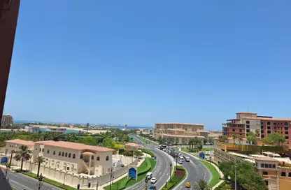 Apartment - 2 Bedrooms - 2 Bathrooms for rent in Tower 21 - Viva Bahriyah - The Pearl Island - Doha