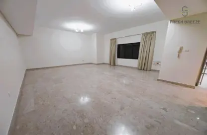 Apartment - 2 Bedrooms - 2 Bathrooms for rent in Al Mansoura - Al Mansoura - Doha