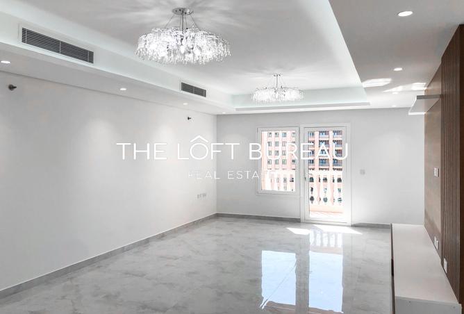 942588 - Property Image 2