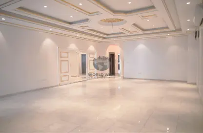 Empty Room image for: Villa - Studio for rent in Al Nuaija Street - Al Nuaija - Doha, Image 1