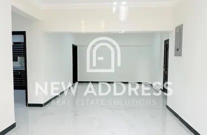 Apartment - 3 Bedrooms - 2 Bathrooms for rent in Al Muntazah - Doha