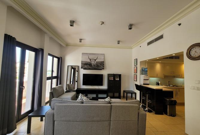 951303 - Property Image 2