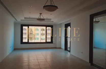 Apartment - 2 Bedrooms - 2 Bathrooms for rent in West Porto Drive - Porto Arabia - The Pearl Island - Doha Apartment - 2 Bedrooms - 2 Bathrooms for rent in West Porto Drive - Porto Arabia - The Pearl Island - Doha