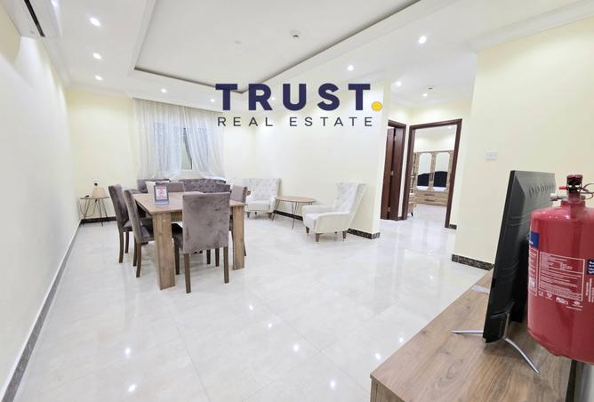 977889 - Property Image 2