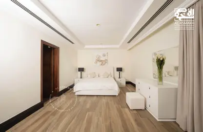 صورة لـ غرفة- غرفة النوم شقة - 2 غرف نوم - 1 حمام للايجار في برج 19 - فيفا بحرية - جزيرة اللؤلؤة - الدوحة ، صورة رقم 1