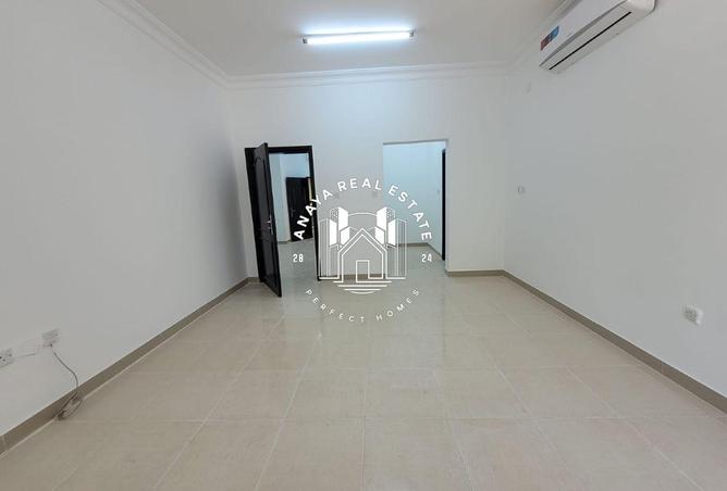 1004407 - Property Main Image