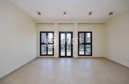 Empty Room image for: Apartment - 1 Bedroom - 2 Bathrooms for rent in Teatro - Qanat Quartier - The Pearl Island - Doha, Image 1