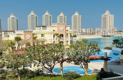 Apartment - 2 Bedrooms - 3 Bathrooms for sale in Viva West - Viva Bahriyah - The Pearl Island - Doha