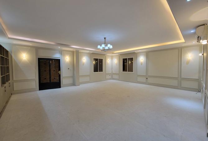 987883 - Property Image 2