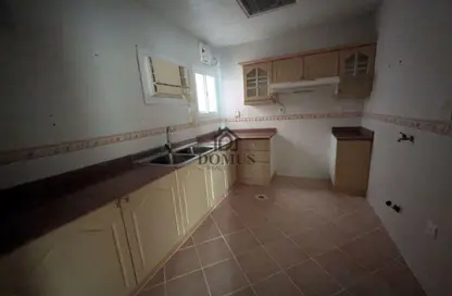 Apartment - 3 Bedrooms - 3 Bathrooms for rent in Anas Street - Fereej Bin Mahmoud North - Fereej Bin Mahmoud - Doha